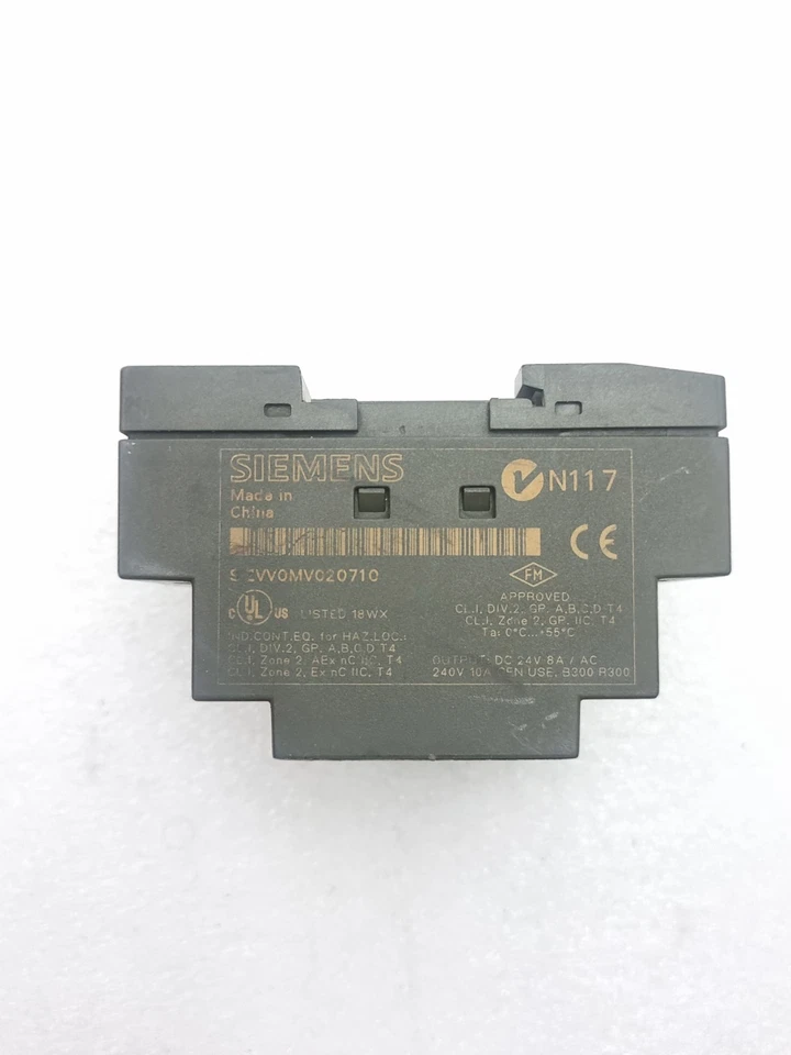 SIEMENS 6ED1052-1MD00-0BA5 LOGO 12/24RC DC 12/24V (USED CONDITION)
